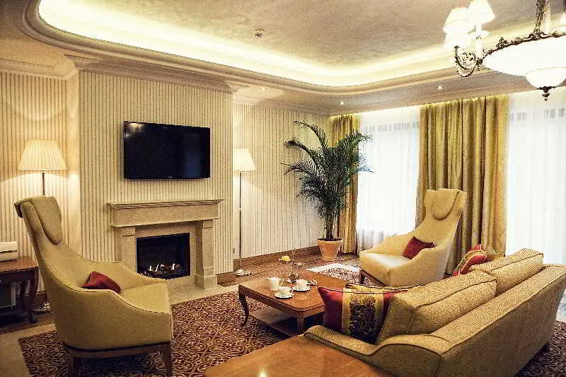 Retro Riverside Wellness Resort Karlovy Vary