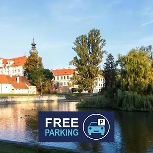 Adalbert Ecohotel Отель Прага